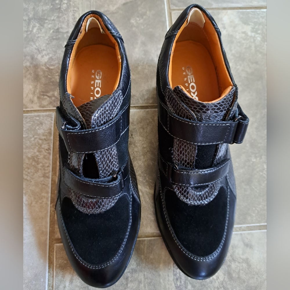 Geox Respira black sneakers